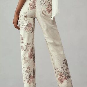 NWT Anthropologie The Wanderer Mid-Rise Relaxed-Leg  Floral Jeans by Pilcro